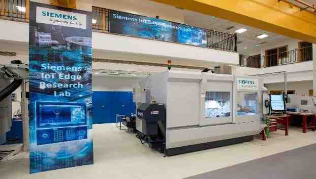 Koç Üniversitesi’ne dijital veri analizi laboratuvarı